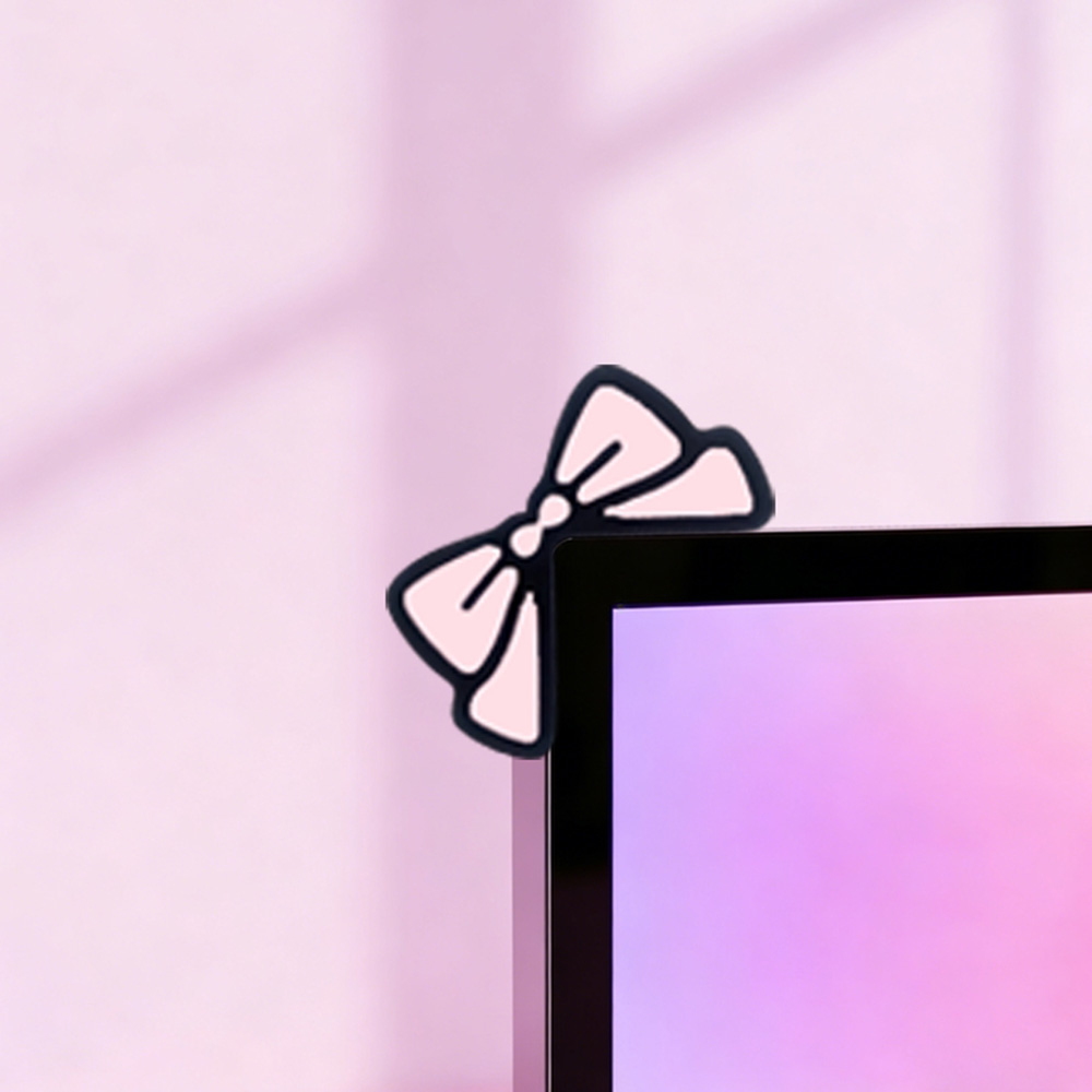 Sevimli Pembe Fiyonklu Monitör - Desk Setup Monitor And Laptop incelemesi ve fiyatı